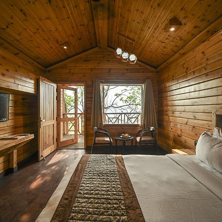 Aavaas Hill Resort Lansdowne Bagian luar foto
